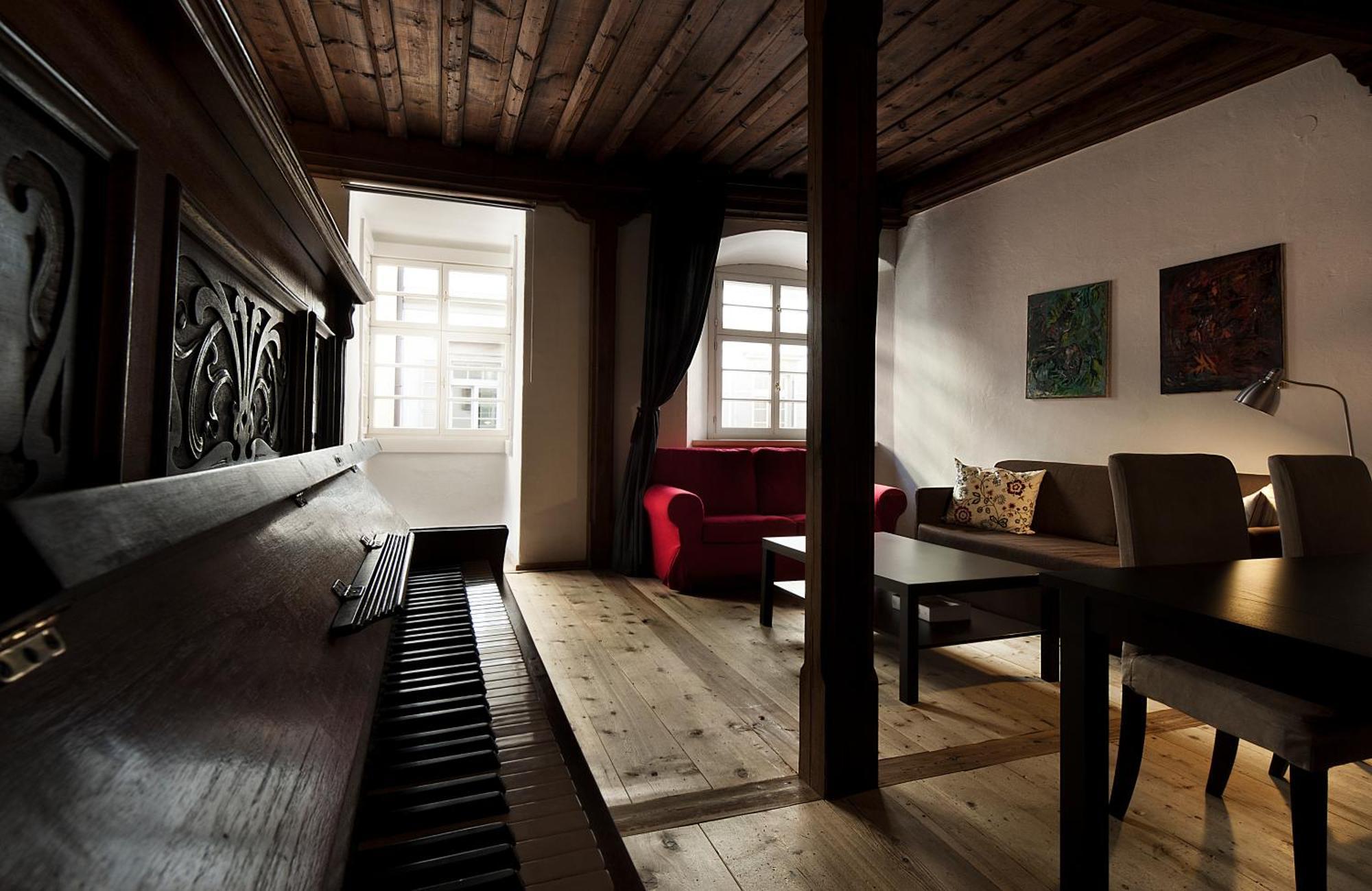 Apartment Fink *